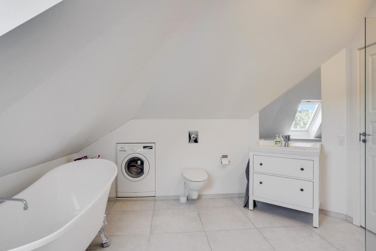 Bath Tub Penthouse In The City 奥尔堡 外观 照片